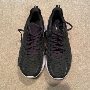 Women’s Saucony Endorphin Running shoes 9.5 size